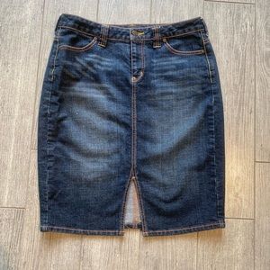 Apt 9 denim pencil skirt with small front slit Size 10